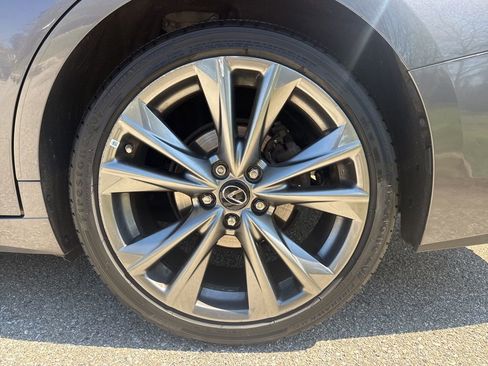 Used 2019 Lexus ES 350 F Sport w/ Accessory Package image 13