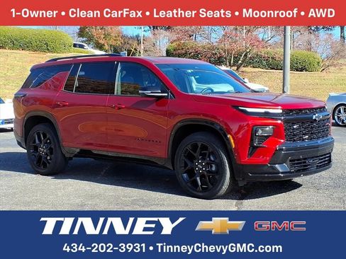 Certified 2024 Chevrolet Traverse RS w/ LPO, Floor Liner Package image 1