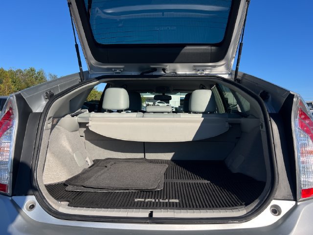 Used 2015 Toyota Prius Four FWD image 27