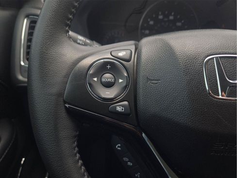 Used 2019 Honda HR-V EX-L image 18