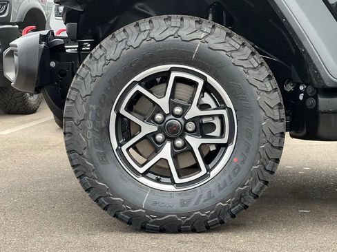 New 2026 Jeep Wrangler Unlimited Rubicon w/ Safety Group image 24