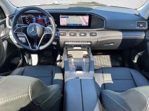 Certified 2026 Mercedes-Benz GLS 450 4MATIC image 20