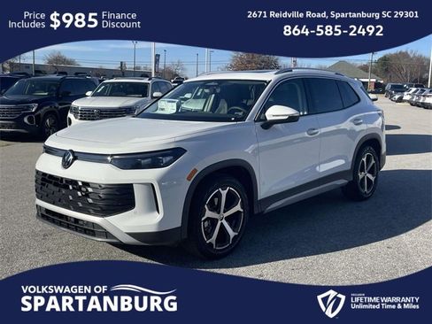 New 2026 Volkswagen Tiguan SE image 3