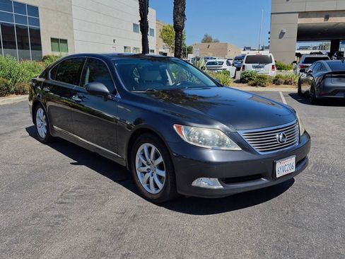 Used 2008 Lexus LS 460 L RWD image 3