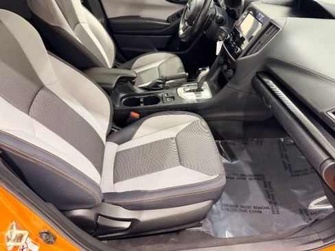 Used 2019 Subaru Crosstrek 2.0i Premium w/ Eyesight System image 39