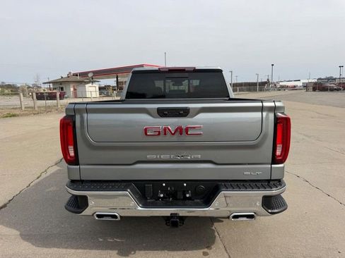 New 2026 GMC Sierra 1500 SLT w/ SLT Premium Plus Package image 4