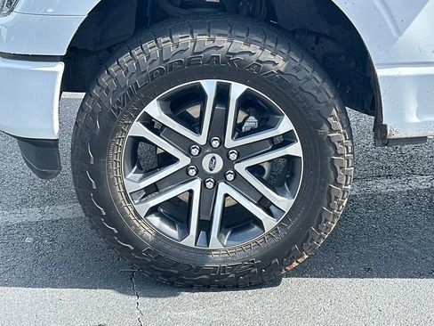 Certified 2022 Ford F150 XL w/ STX Appearance Package AWD/4WD image 11