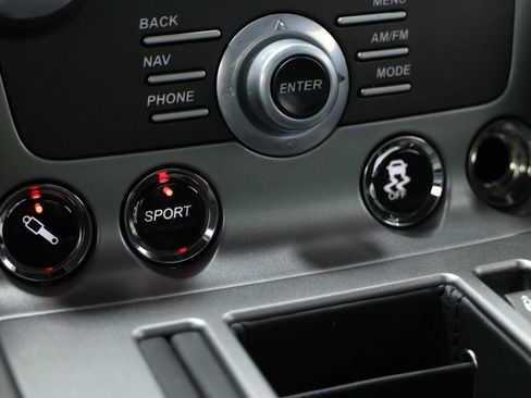 Used 2015 Aston Martin DB9 Carbon Edition Coupe 2D image 35