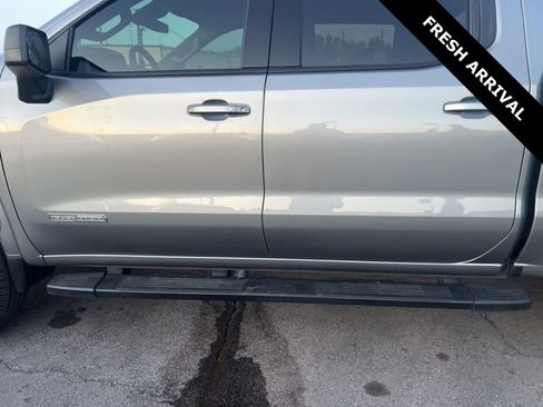 Used 2024 GMC Sierra 1500 Elevation w/ LPO, Elevation Black Package image 8