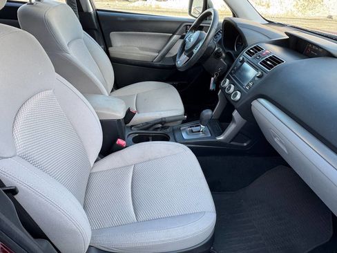 Used 2018 Subaru Forester 2.5i w/ Alloy Wheel Package image 20