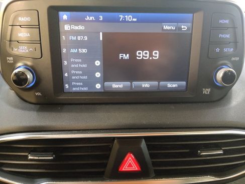 Used 2019 Hyundai Santa Fe SE AWD/4WD image 25