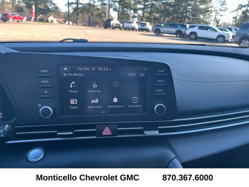 Used 2021 Hyundai Elantra SEL image 26