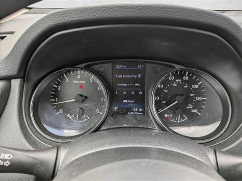 Used 2020 Nissan Rogue S AWD/4WD image 16