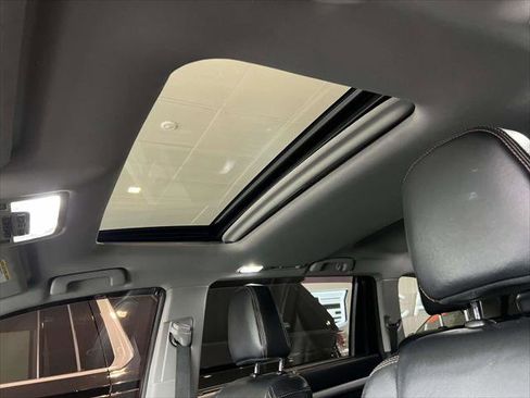 Used 2017 Toyota Highlander XLE w/ Protection Package #3 image 18