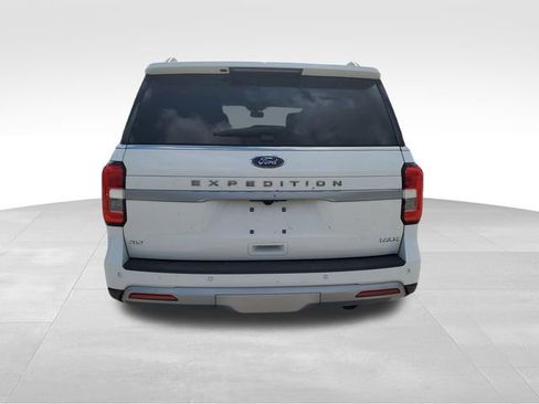 Used 2023 Ford Expedition Max XLT AWD/4WD image 5