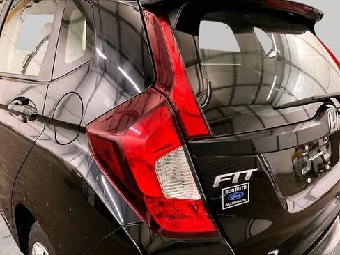 Used 2019 Honda Fit LX image 28