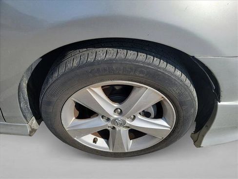 Used 2010 Toyota Camry SE image 10