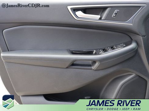 Used 2020 Ford Edge SEL w/ Cold Weather Package FWD image 20