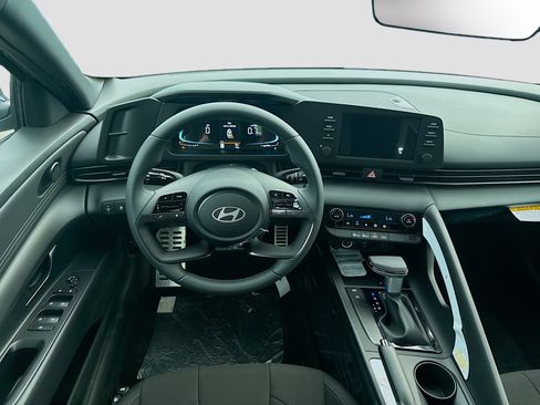 New 2026 Hyundai Elantra Sport FWD image 15
