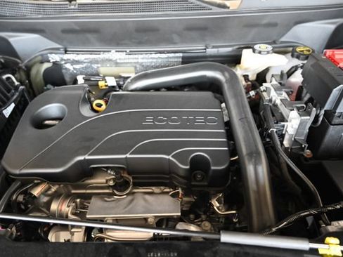 New 2026 Chevrolet Equinox LT w/ Convenience Package II FWD image 29