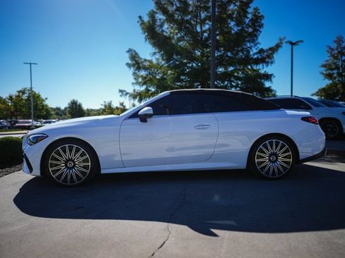 Certified 2024 Mercedes-Benz CLE 300 4MATIC Cabriolet image 10