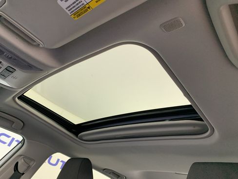 Used 2024 Toyota RAV4 XLE w/ Convenience Package FWD image 29