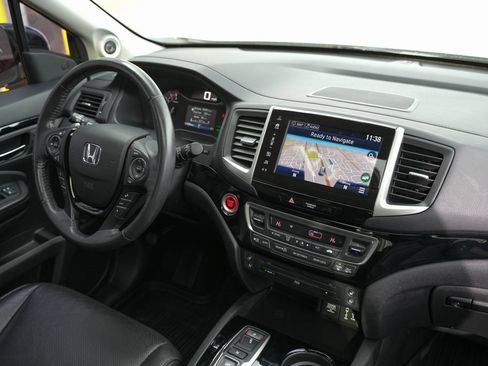 Used 2017 Honda Pilot Elite image 21