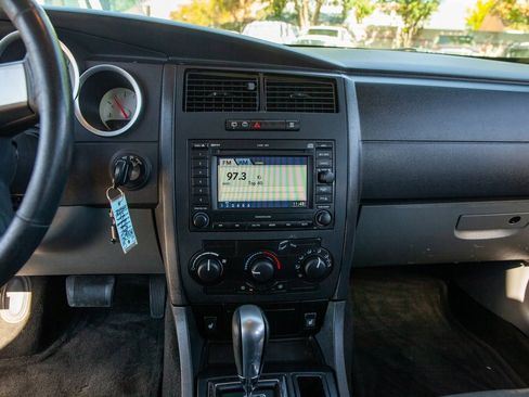 Used 2005 Dodge Magnum SE image 15