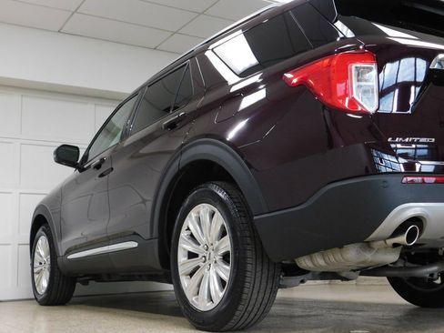 Used 2023 Ford Explorer Limited w/ Class IV Trailer Tow Package AWD/4WD image 85