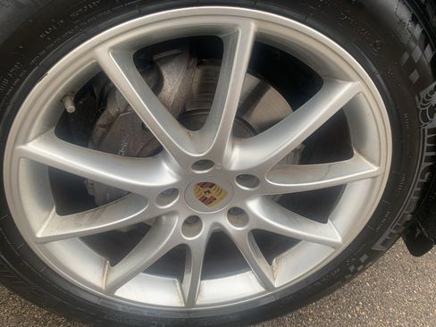 Used 2020 Porsche Cayenne image 46