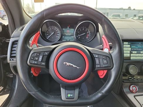 Used 2016 Jaguar F-TYPE R image 22