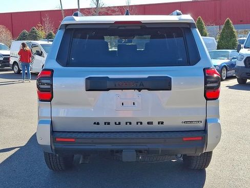 Used 2025 Toyota 4Runner TRD Off-Road AWD/4WD image 6