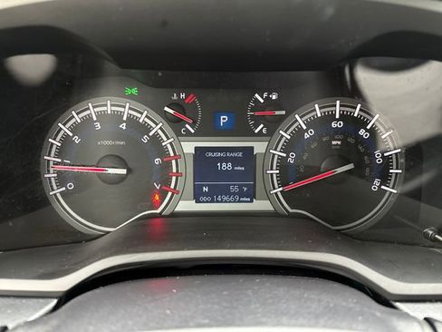Used 2018 Toyota 4Runner Limited AWD/4WD image 12