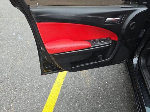 Used 2020 Dodge Charger Scat Pack RWD image 13