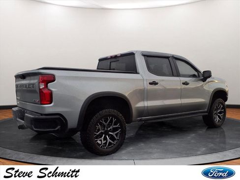 Used 2023 Chevrolet Silverado 1500 ZR2 w/ Technology Package image 38