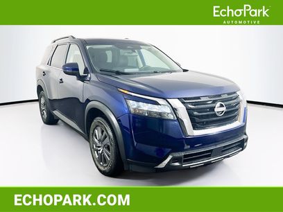 Used 2025 Nissan Pathfinder SV