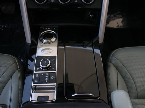 Used 2019 Land Rover Discovery HSE Luxury AWD/4WD image 37