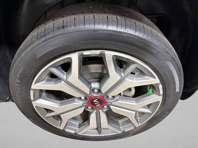 Used 2021 Kia Seltos S AWD/4WD image 19