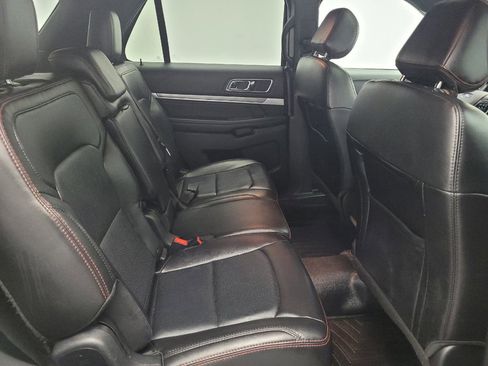 Used 2017 Ford Explorer Sport image 19