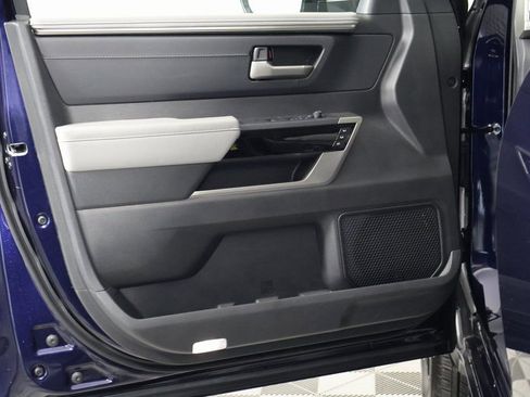 Used 2025 Toyota Tundra Limited image 12