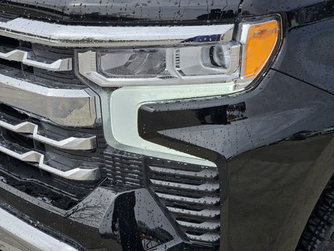 New 2026 Chevrolet Silverado 1500 LTZ w/ Z71 Off-Road Package AWD/4WD image 5