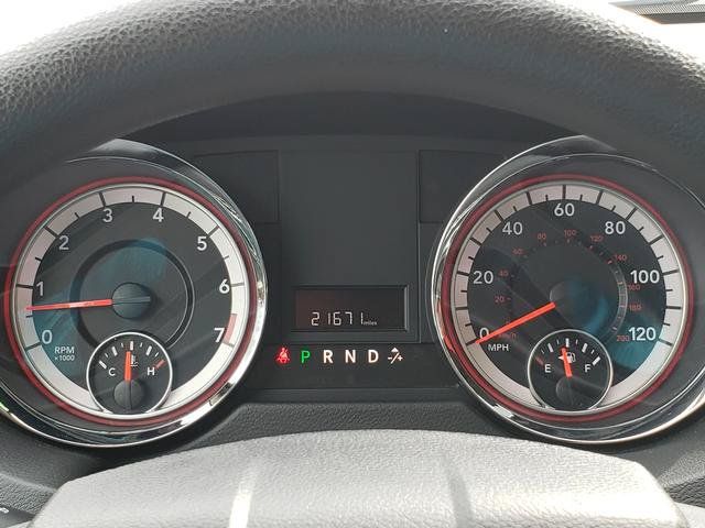 Used 2016 Dodge Grand Caravan SXT FWD image 26