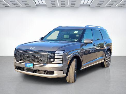 Certified 2026 Hyundai Palisade Calligraphy AWD/4WD image 8