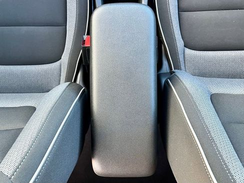 Used 2025 Chevrolet TrailBlazer LT image 33