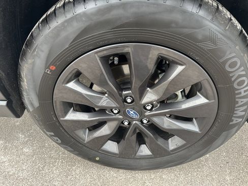 Certified 2025 Subaru Outback Onyx Edition image 35