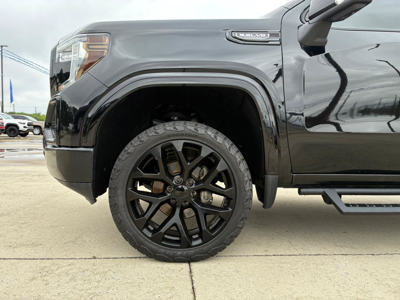 Used 2019 GMC Sierra 1500 AT4 w/ AT4 Premium Package AWD/4WD image 7