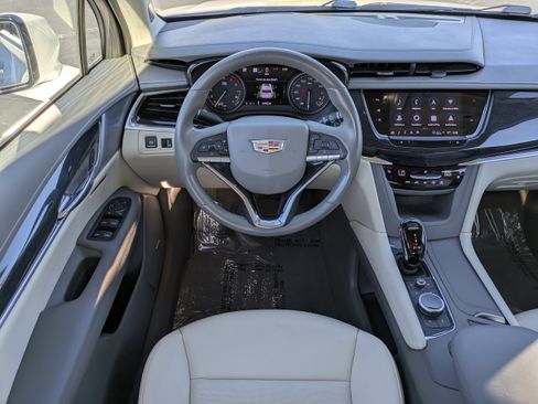 Certified 2024 Cadillac XT6 Premium Luxury w/ Technology Package image 15