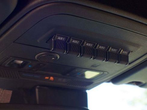 Used 2022 Ford Bronco Wildtrak image 42