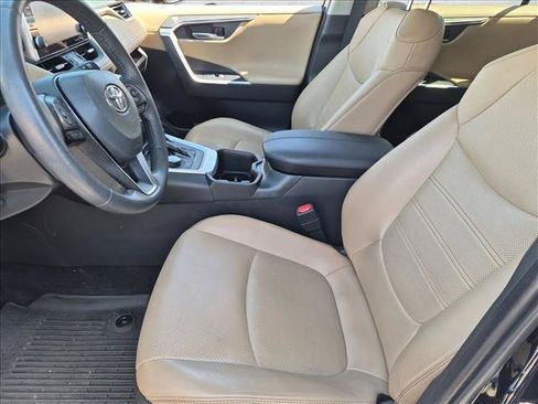 Used 2022 Toyota RAV4 Limited AWD/4WD image 13