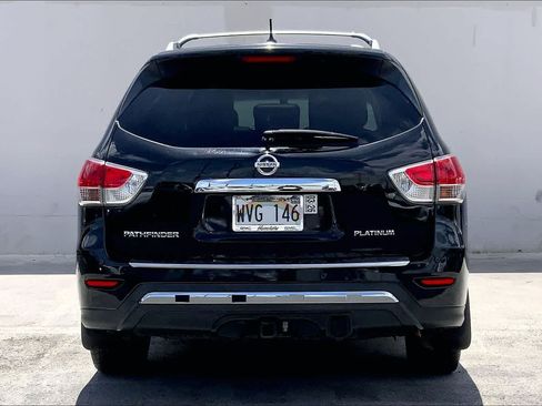 Used 2015 Nissan Pathfinder Platinum w/ Family Entertainment Package FWD image 5